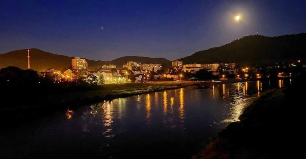 U Bocmana S Vyhledem Na Zamek A Labe Apartment เดชชิน ภายนอก รูปภาพ