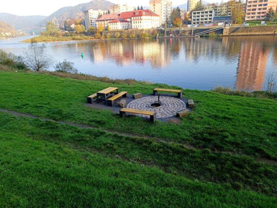 U Bocmana S Vyhledem Na Zamek A Labe Apartment เดชชิน ภายนอก รูปภาพ
